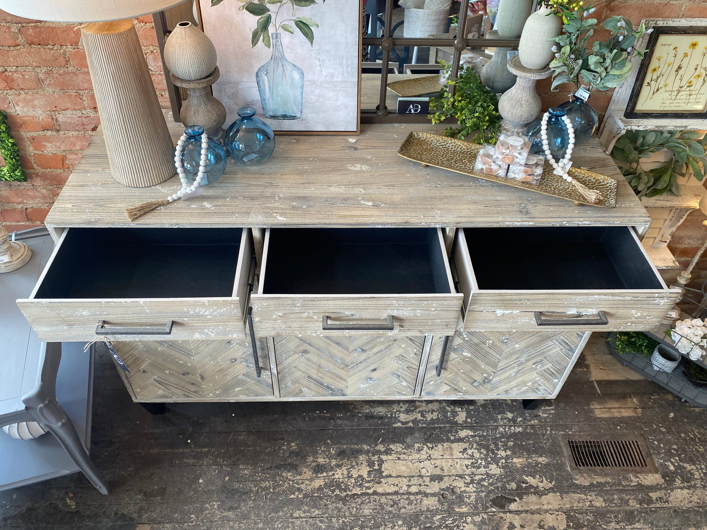 Nicholas Buffet Console