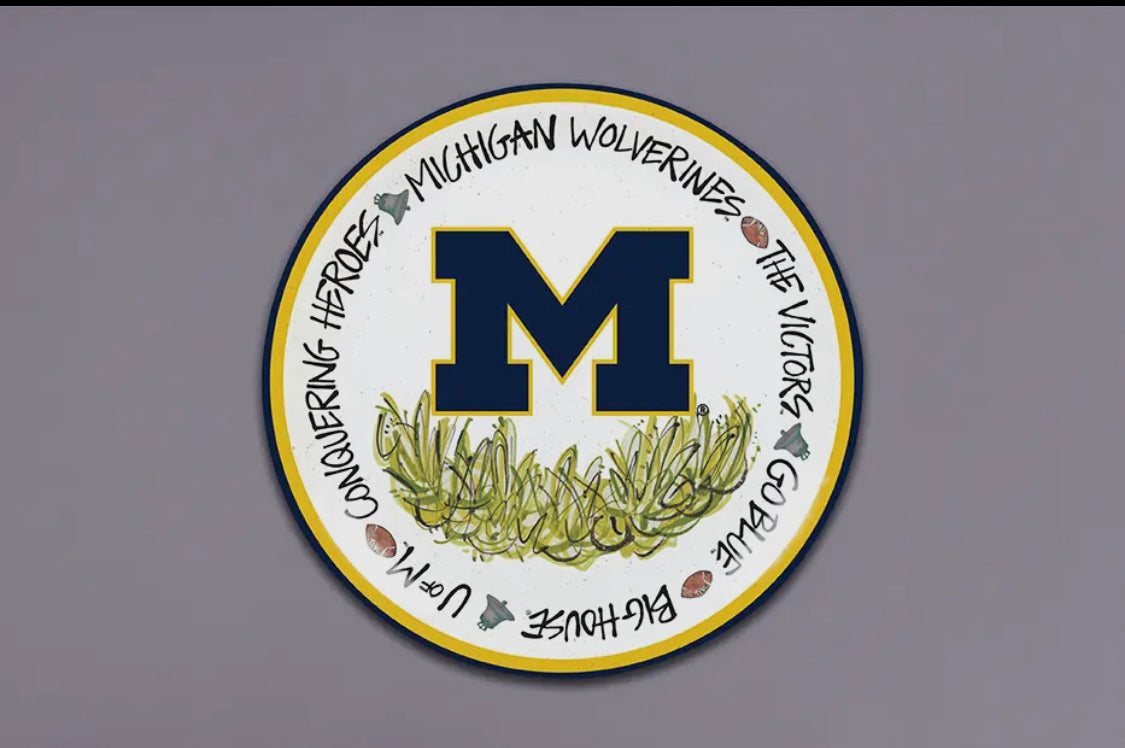 U of M Plate Set